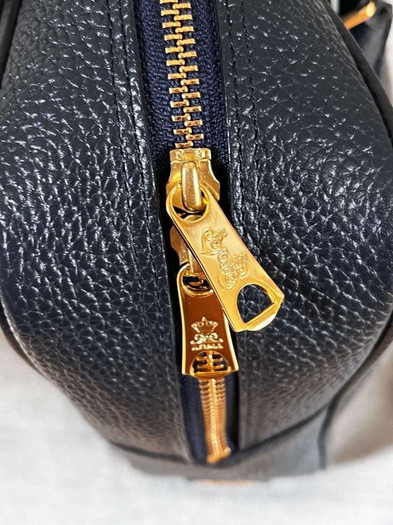 A.D.M.J トートバッグ　ハンドバッグ　レザー　本革極美品ネイビー　A4対応