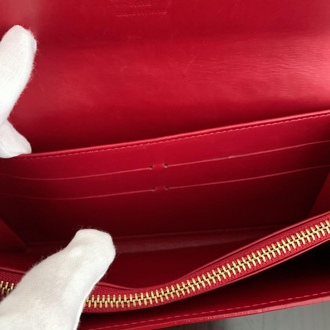 ルイヴィトン ヴェルニ モノグラム　長財布　赤