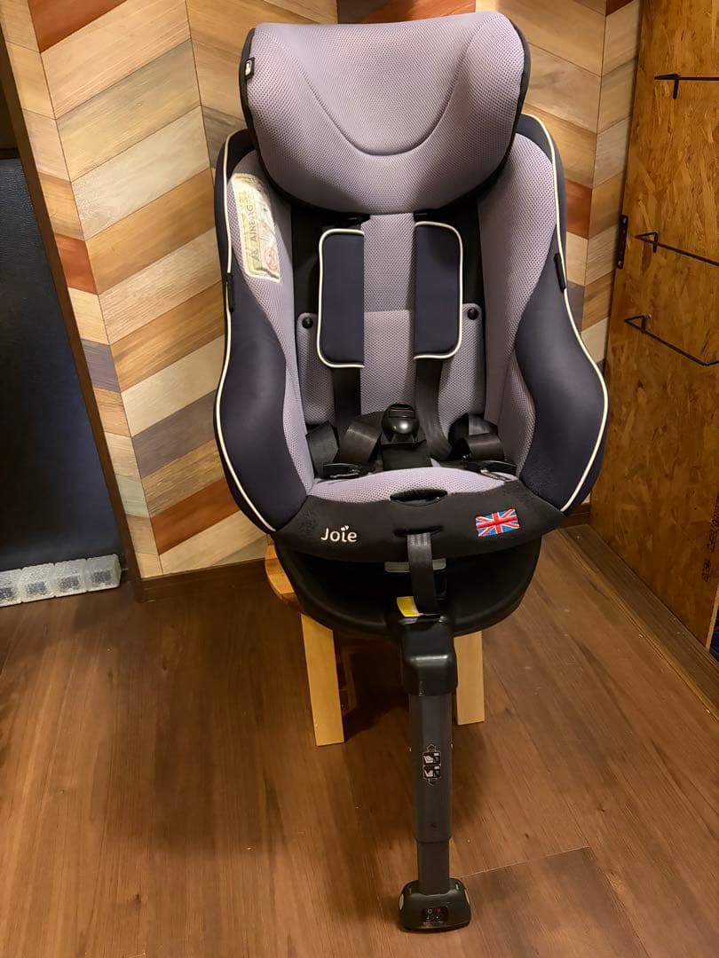 【土日値下中！送料込‼︎】Joieアーク360°チャイルドシートブラック&ネイビー