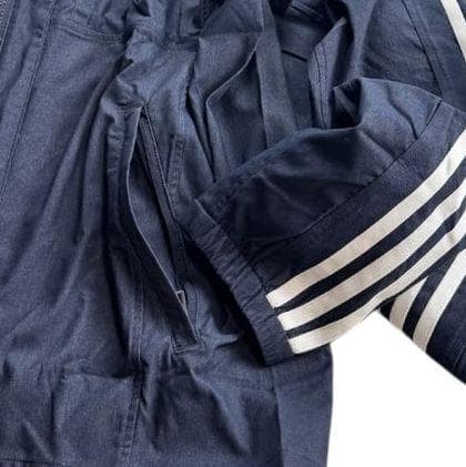 B新品 L アディダス adidas デニム風 ウーブン セットアップ 上下 紺