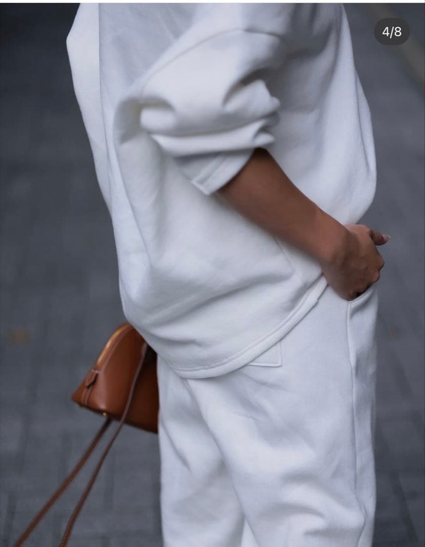 Poisポワ　リラックスシリーズ ホワイト長袖トップス