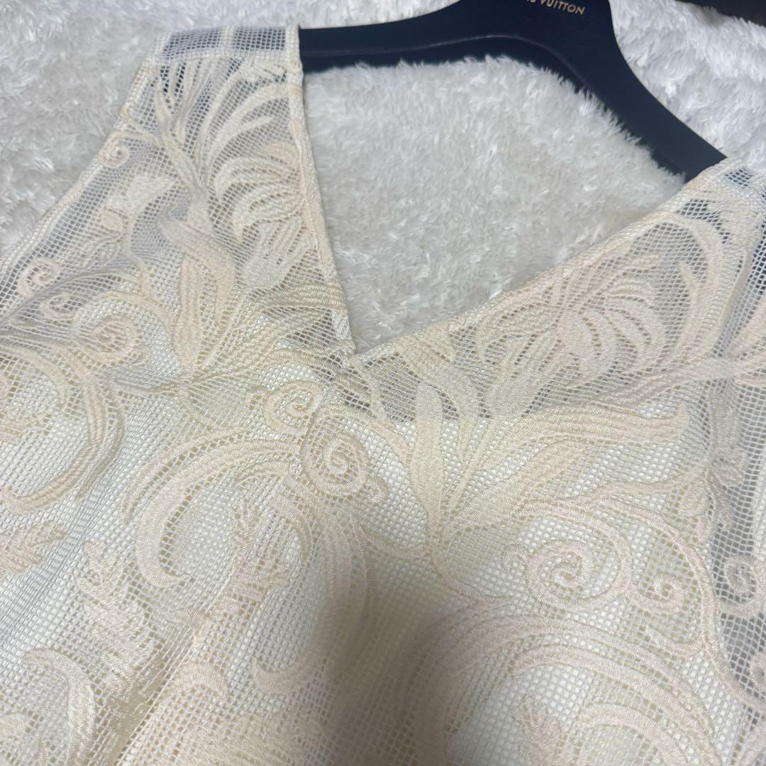 AMERI VINTAGE CHLOE V NECK ROMPERS 定価3.8