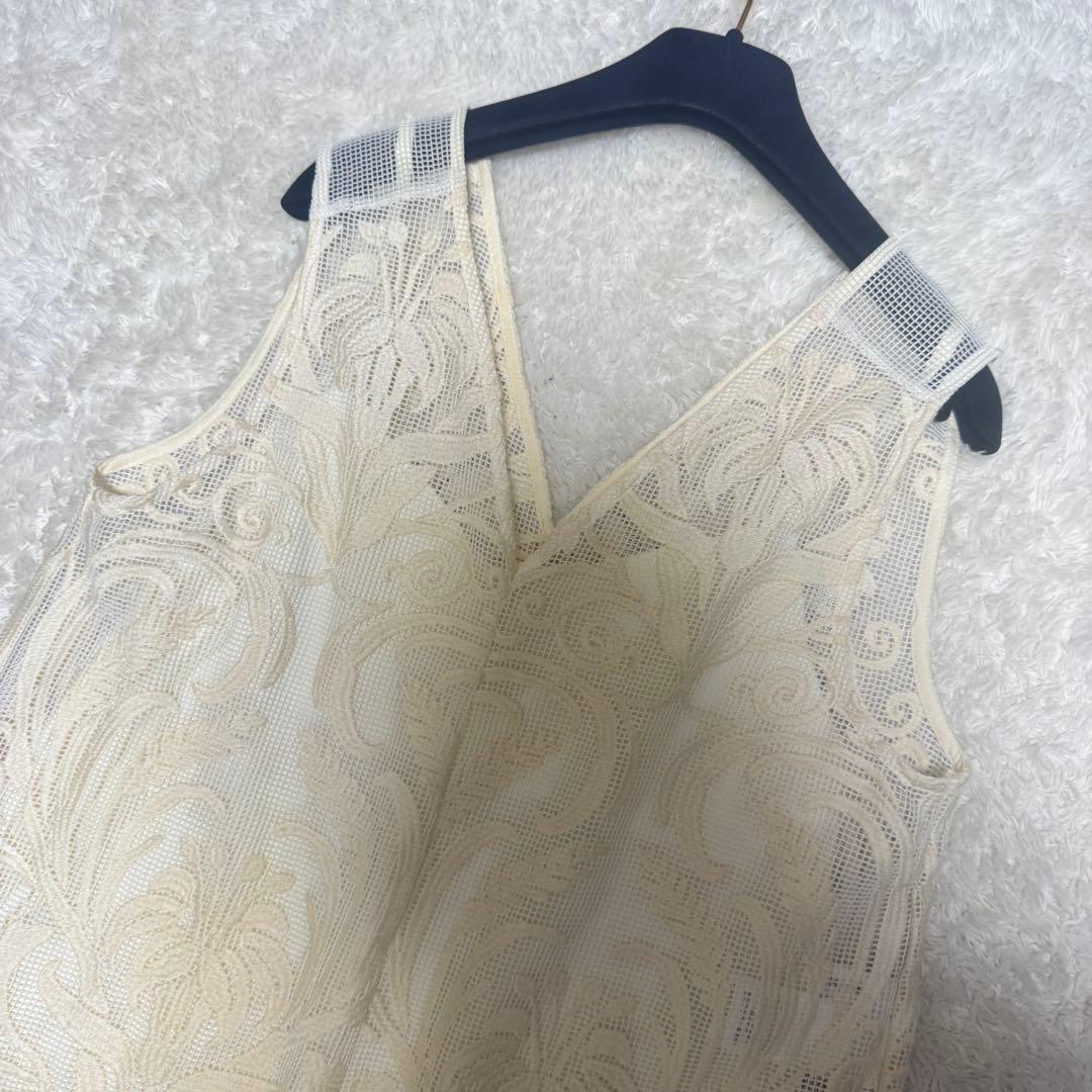 AMERI VINTAGE CHLOE V NECK ROMPERS 定価3.8