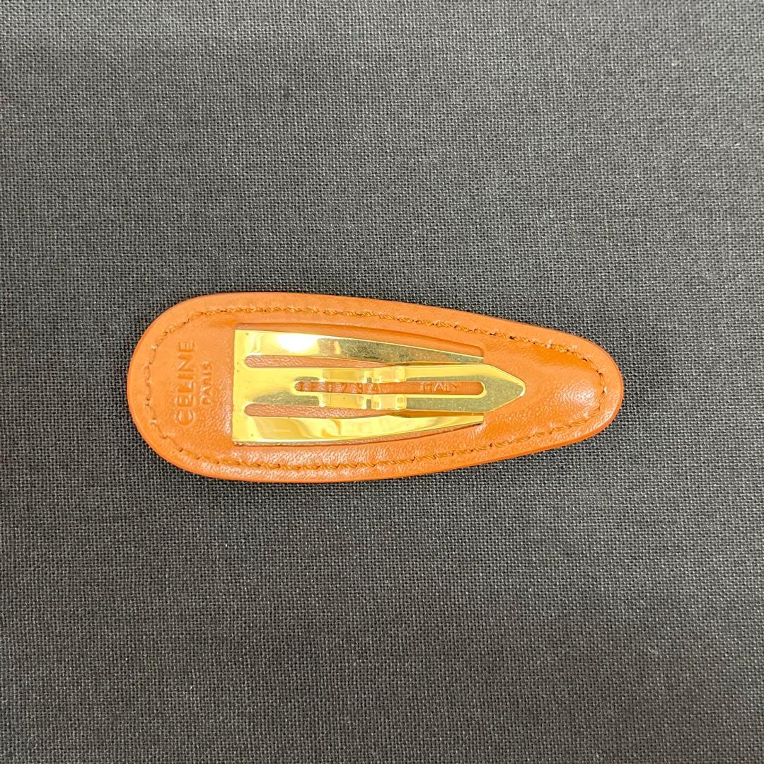 【T】土日限定✨CELINE セリーヌ トリオンフ ヘアピン　ブラウン