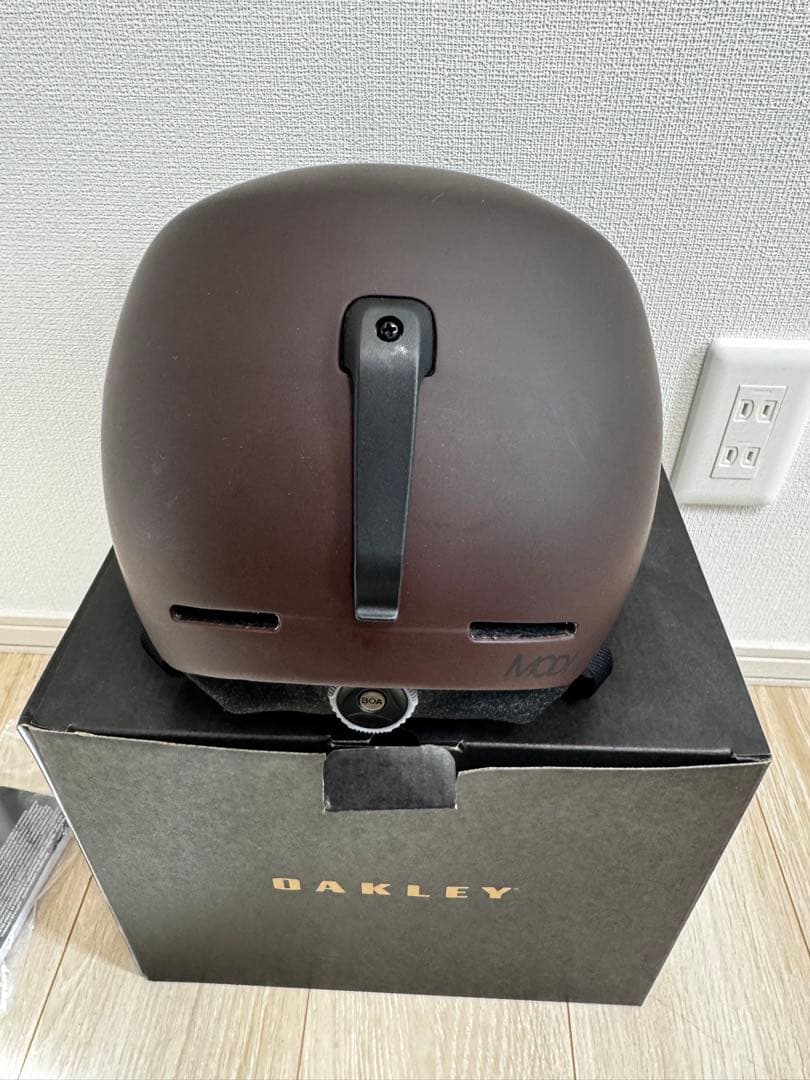OAKLEY スノーヘルメット MOD1 Mサイズ