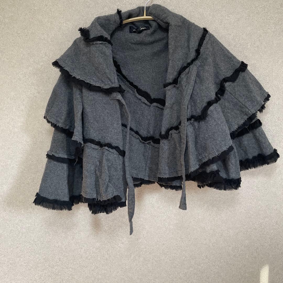 COMMEdesGARCONS フリルボレロショートケープ