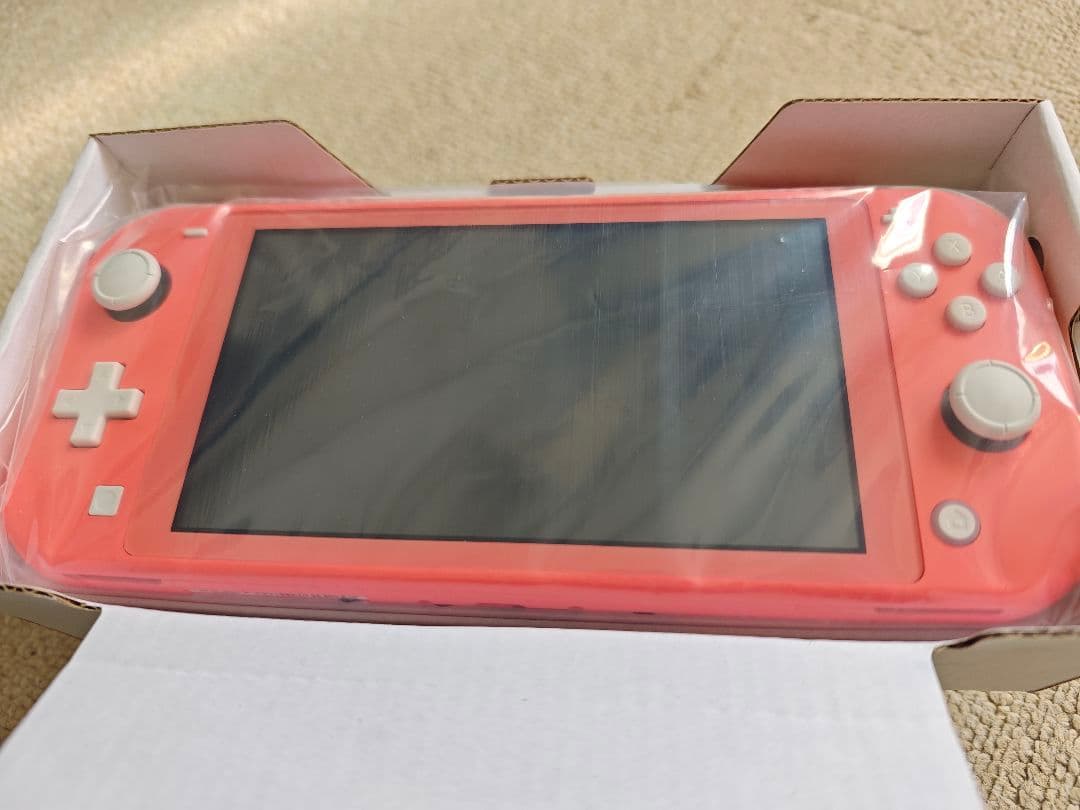 Nintendo Switch Lite コーラル ニンテンドースイッチライト