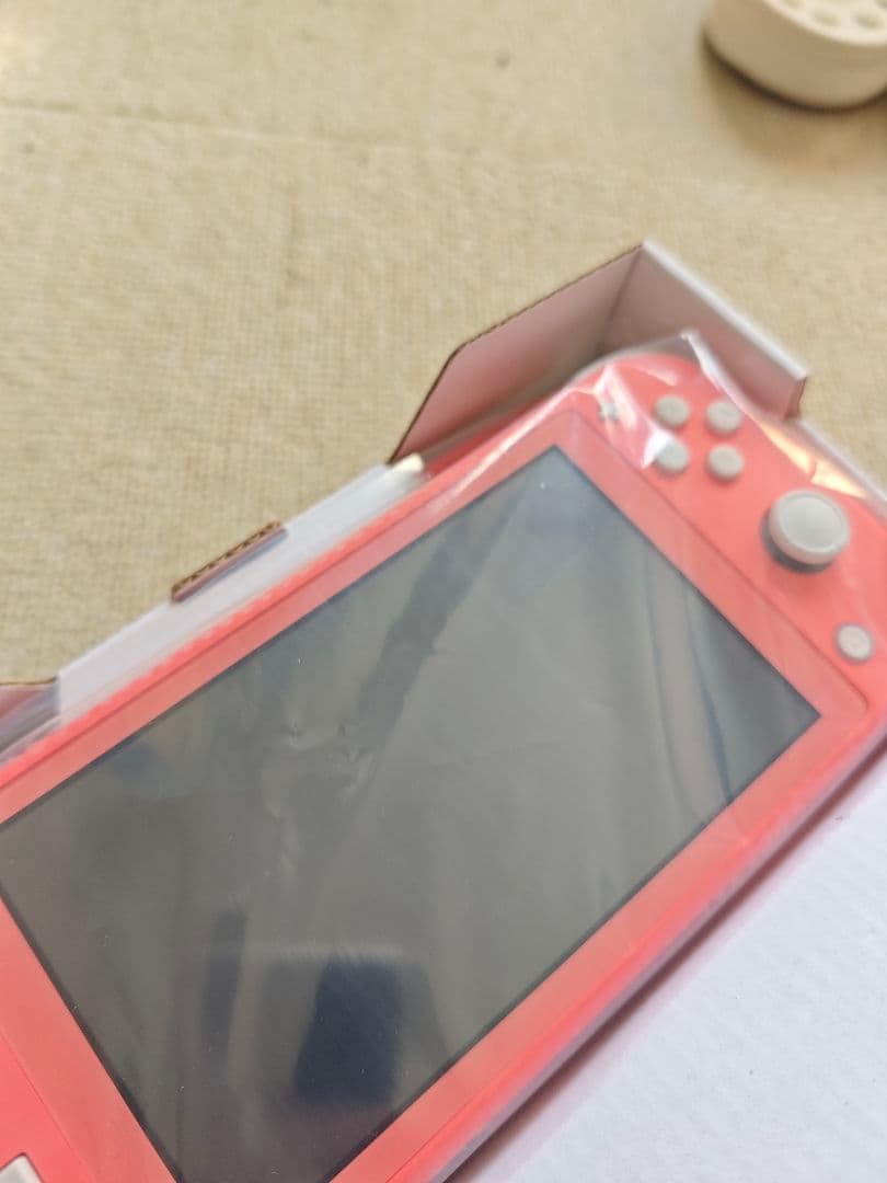 Nintendo Switch Lite コーラル ニンテンドースイッチライト