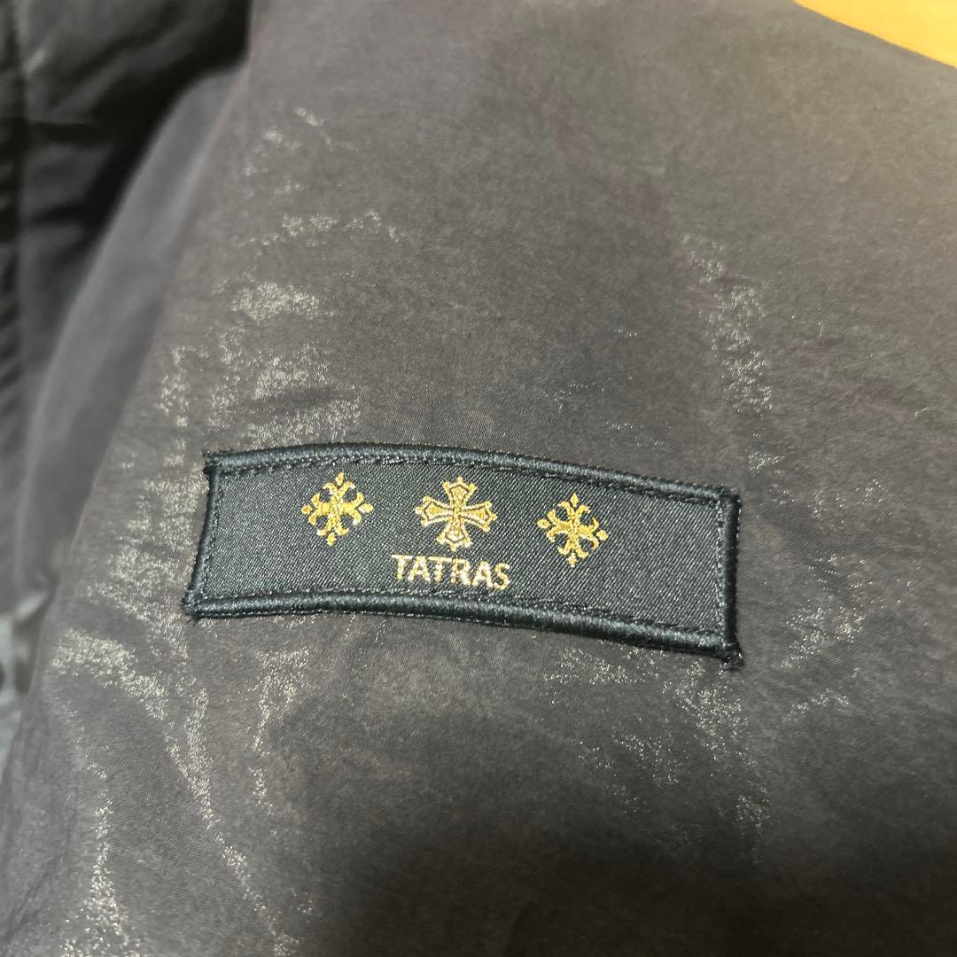 TATRAS フード付きネイビー ポンチョ