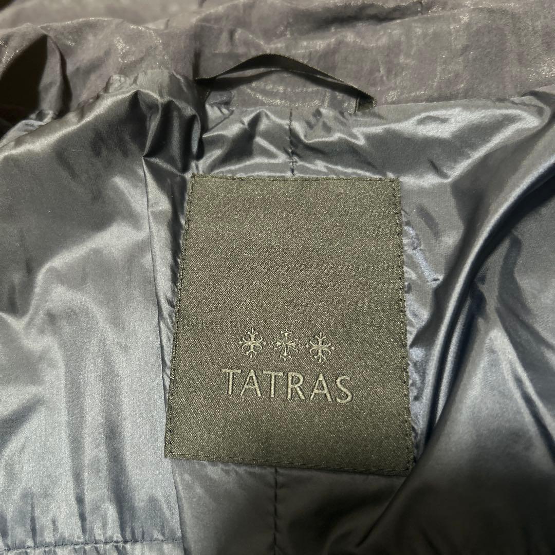 TATRAS フード付きネイビー ポンチョ