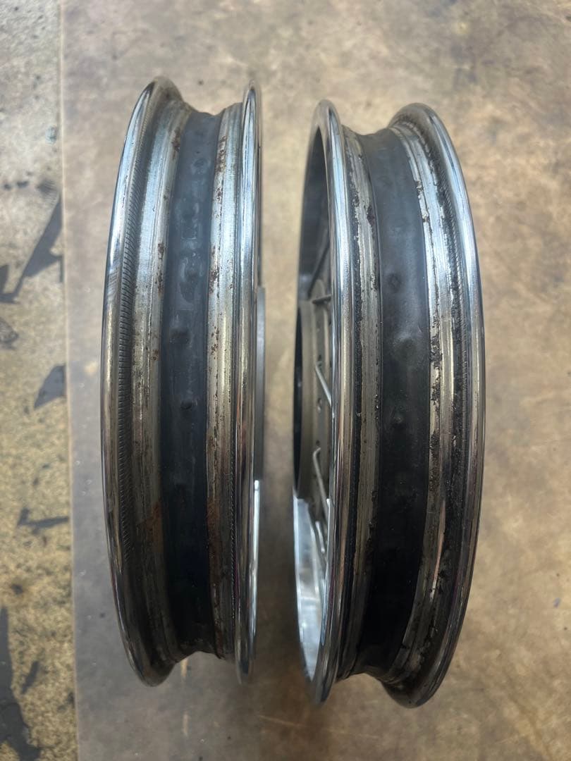 2.75-14 タイヤホイール　カブAA04 JA10 AA08 JA43 カブ