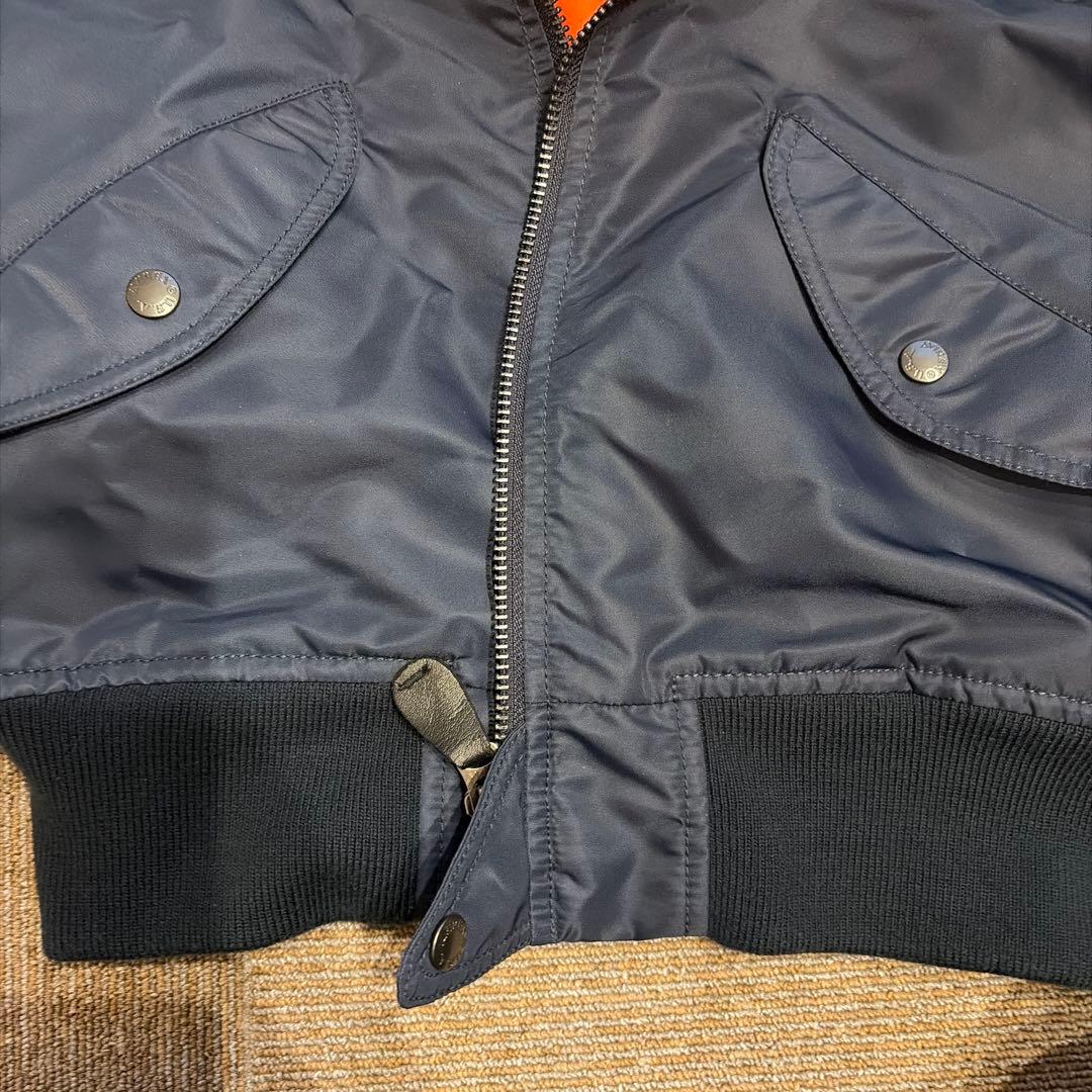 ジャケット・アウター AVIREX MA-1