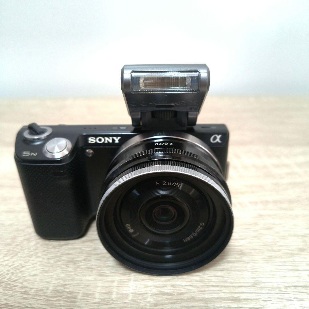 SONY E 2.8/20 単焦点レンズ カメラボディはオマケでお付けします