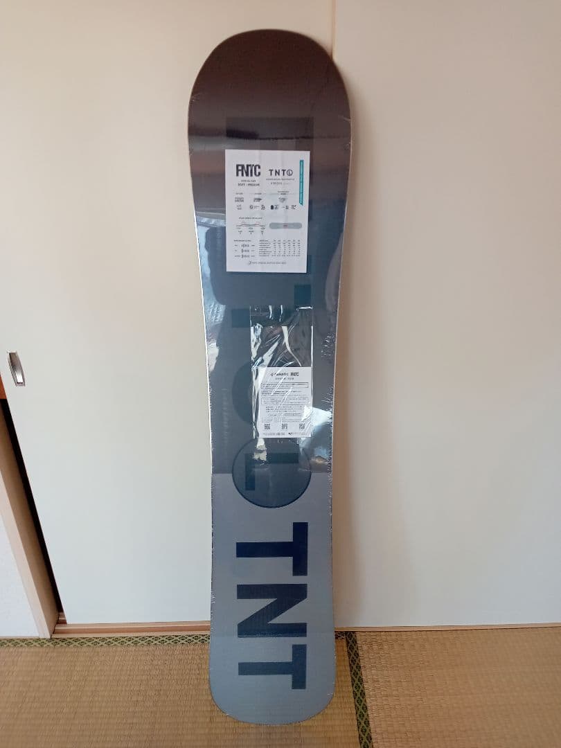 FNTC✰スノーボード✰TNT（L）Black 153cm✰未使用