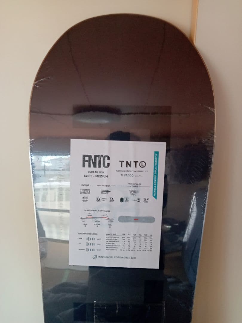 FNTC✰スノーボード✰TNT（L）Black 153cm✰未使用