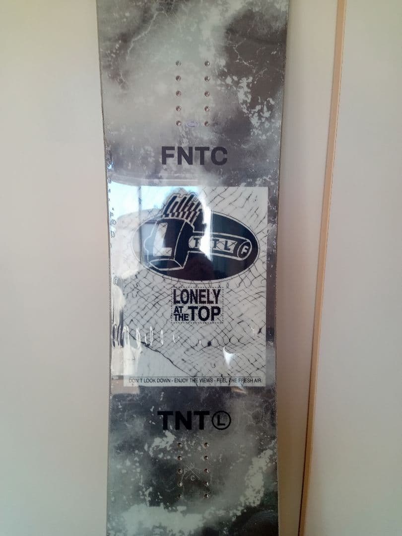 FNTC✰スノーボード✰TNT（L）Black 153cm✰未使用