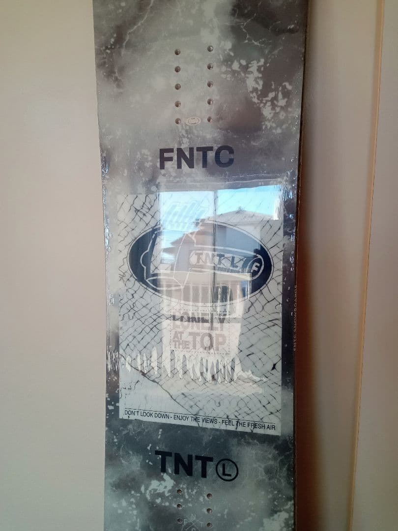 FNTC✰スノーボード✰TNT（L）Black 153cm✰未使用