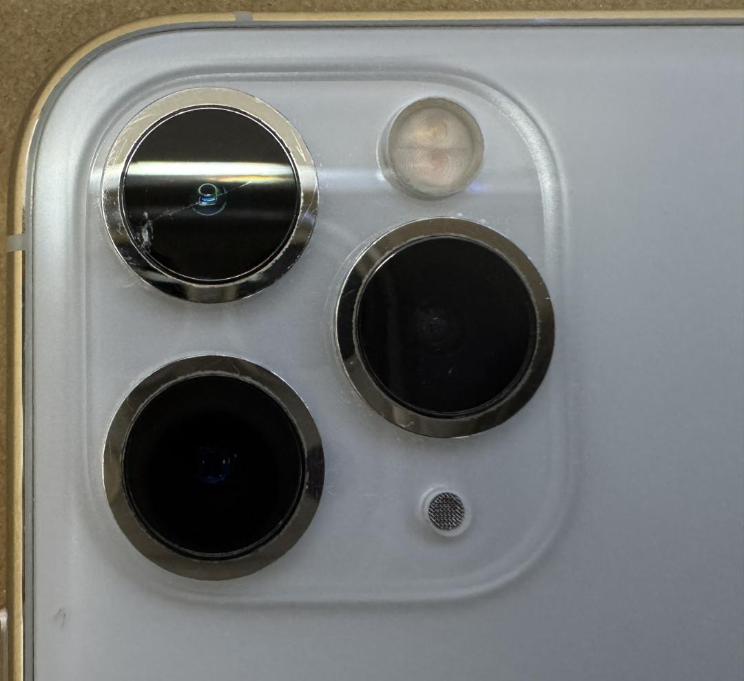 iPhone 11 Pro Max 256GB シルバー