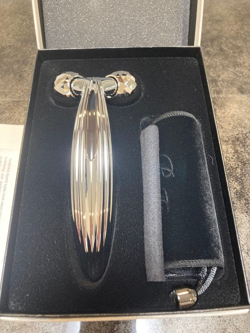 新品未使用　ReFa CARAT FACE （リファカラットフェイス）美顔ローラ