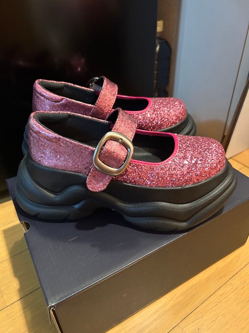 MILK 靴 ピンク Babyシューズ ストラップシューズ