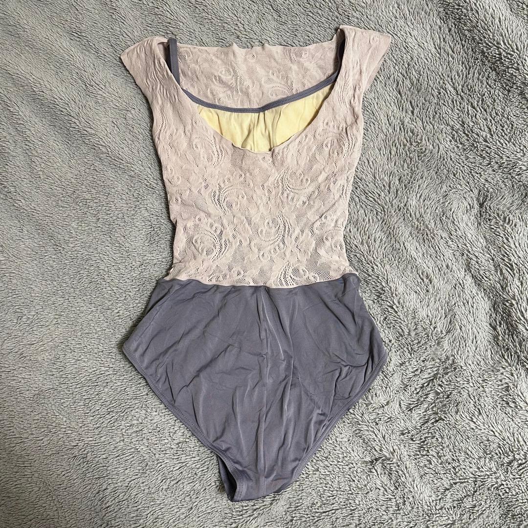 チャコット　Mサイズ　ノーソーイングレオタード