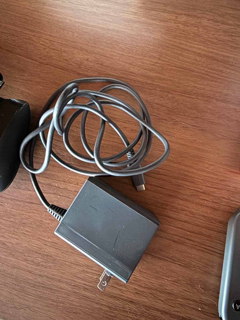 美品)Nintendo Switch本体、プロコントローラー、携帯用ケースセット