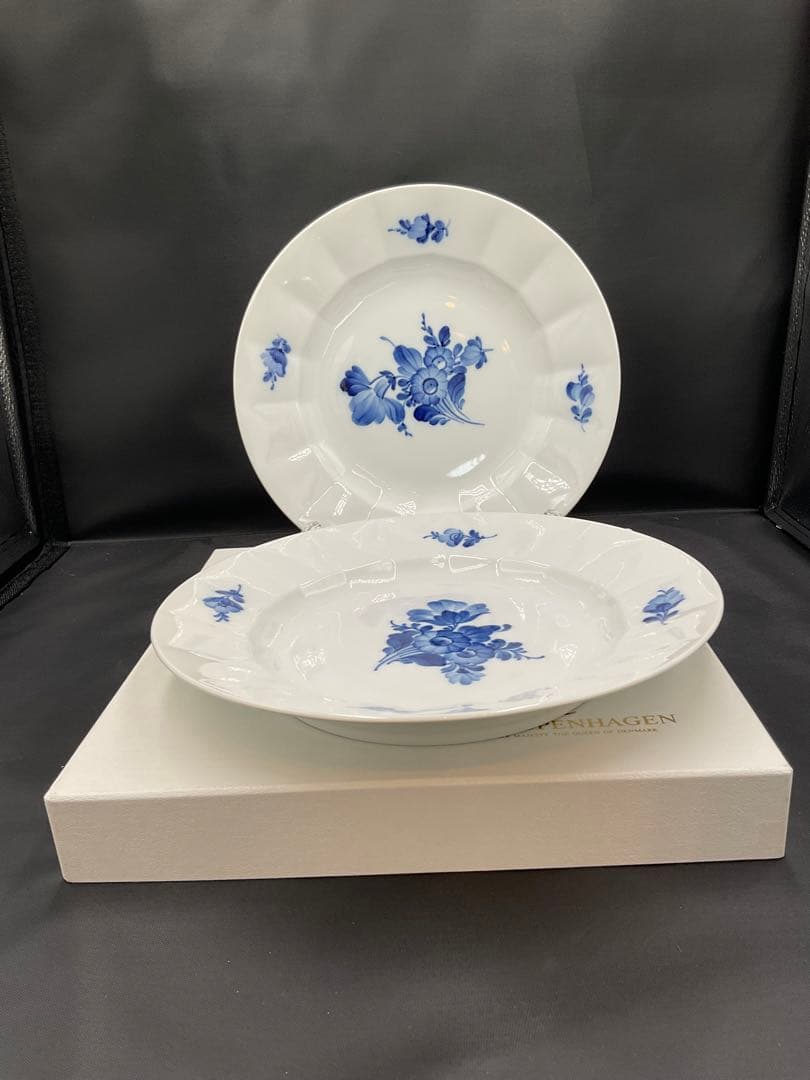 未使用　ロイヤルコペンハーゲン　ブルーフラワー　アンギュラー　プレート