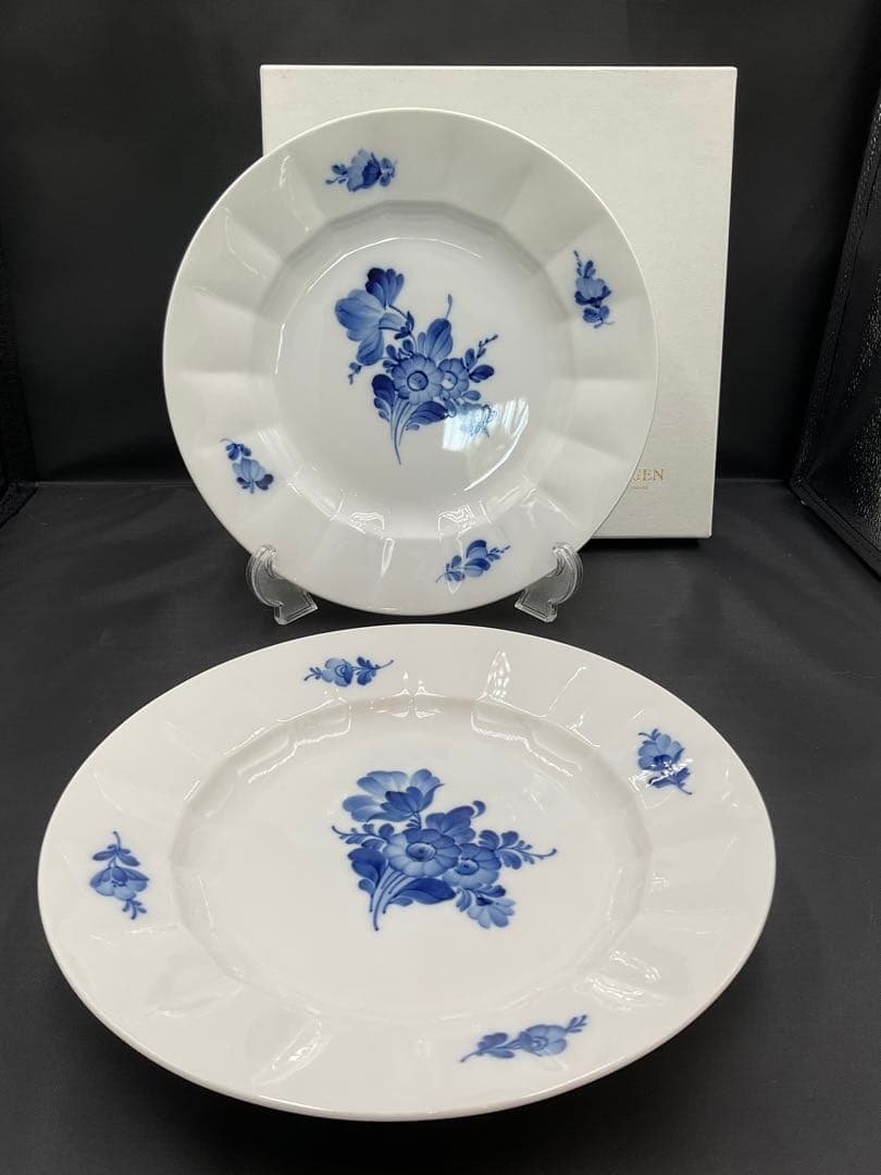 未使用　ロイヤルコペンハーゲン　ブルーフラワー　アンギュラー　プレート
