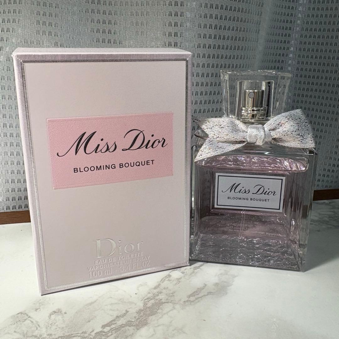 Miss Dior ブルーミングブーケ