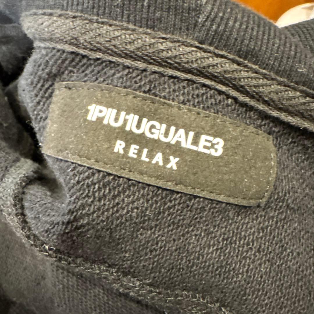 ウノピュウ★美品★ブラック フルジップ パーカー RELAX