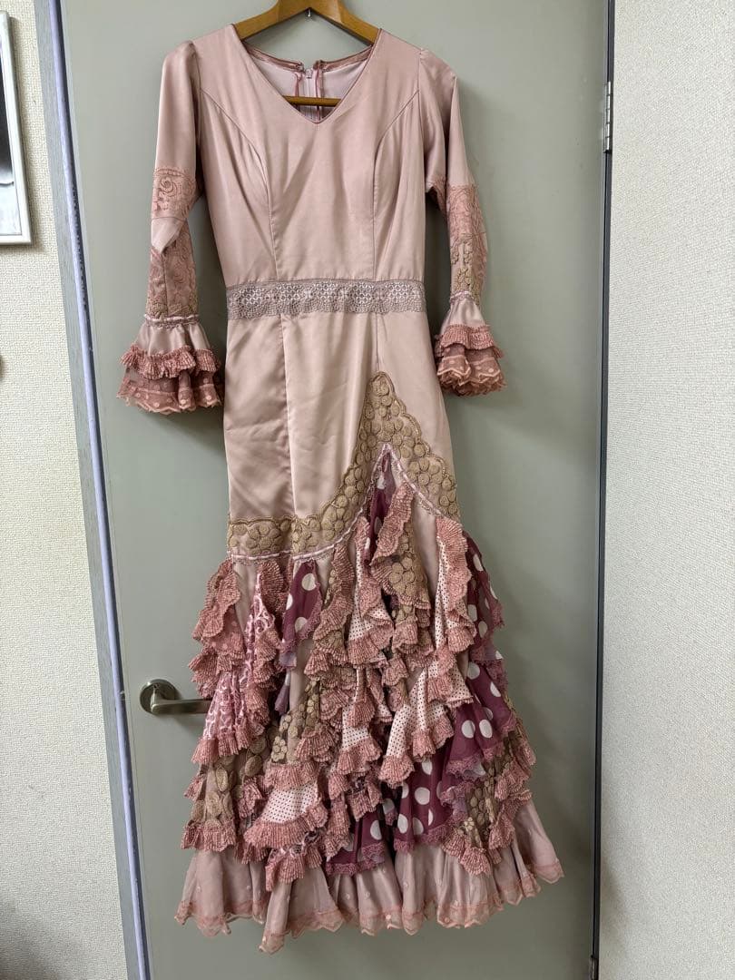 フラメンコドレス ピンク フリル付き ベスト付き