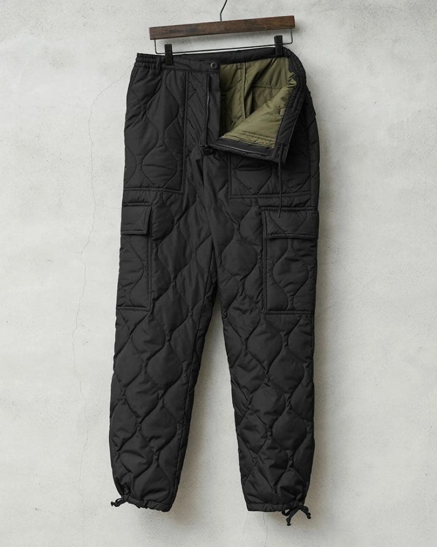 TAION タイオン MILITARY LINE カーゴダウンパンツ　ブラック