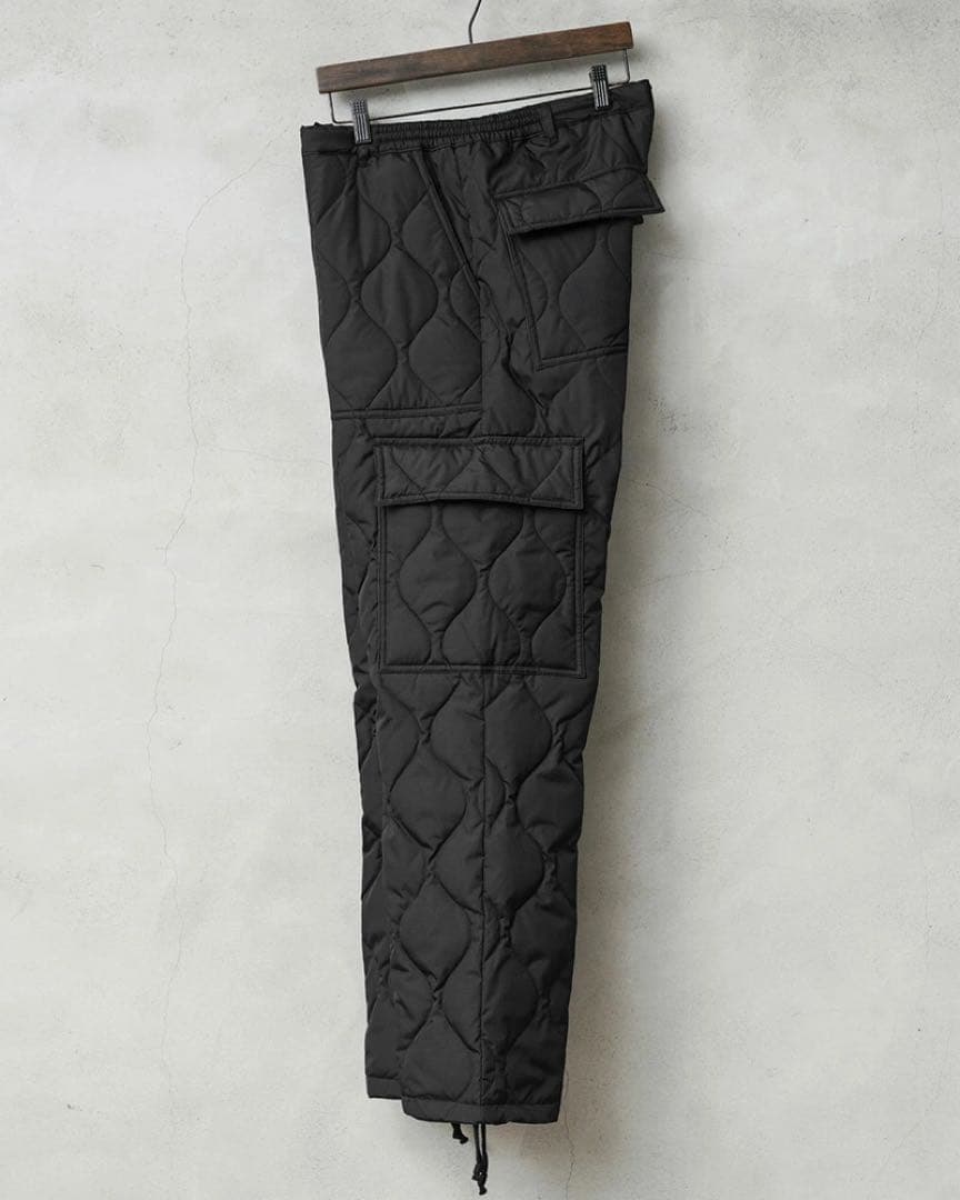 TAION タイオン MILITARY LINE カーゴダウンパンツ　ブラック