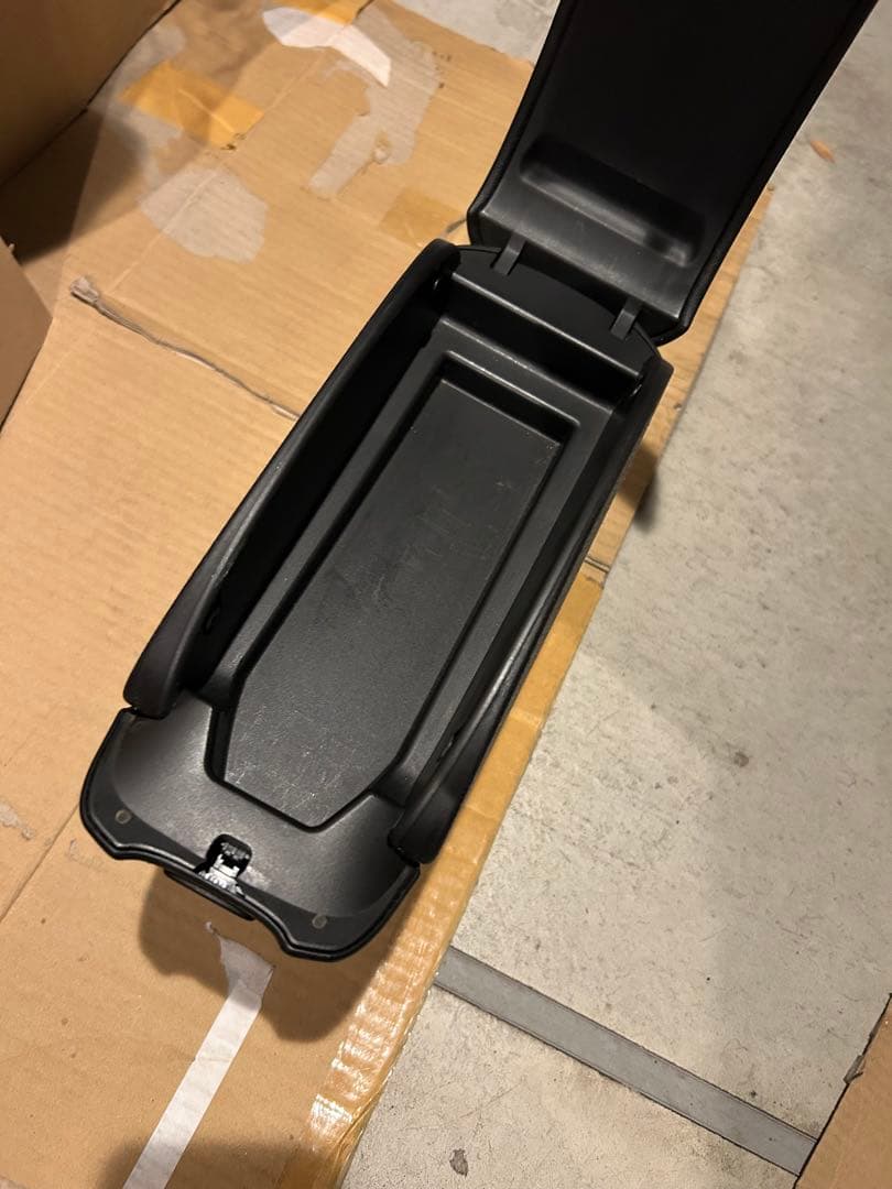 MINI ミニR60 クロスオーバー　アームレスト