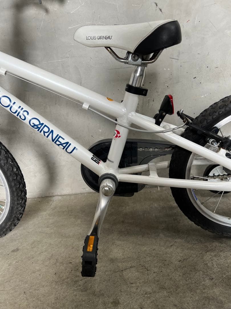 子供用自転車　louis garneauルイガノ ジュニア 補助輪付