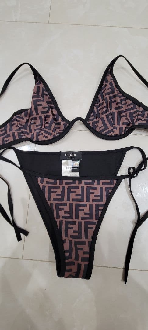 FENDI フェンディ 水着 ビキニ 三角 FF柄 ズッカ柄