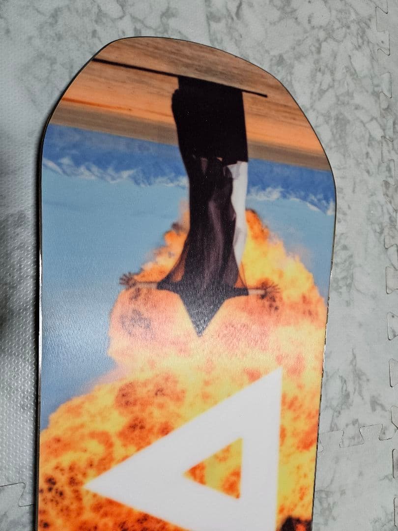 CAPiTA スノーボード D.O.A.