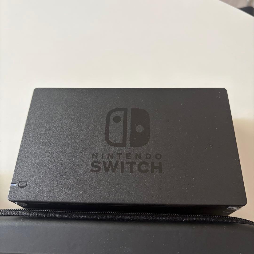 Nintendo Switch 本体 青/赤 充電器・ケース付き