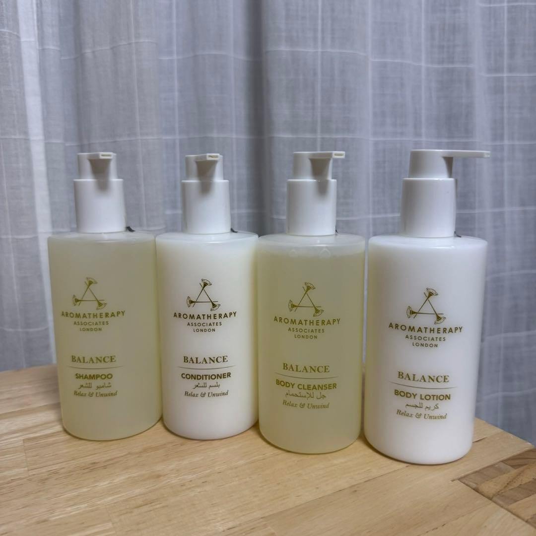 【新品未開封】英国Aromatherapy Associates 4本セット