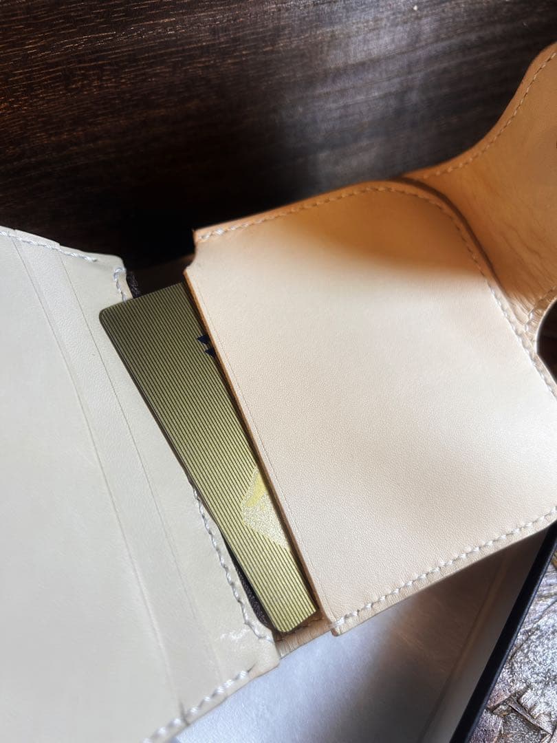 新品　イタリア本革マルゴーレザー　ウォレット　総手縫豪華仕様