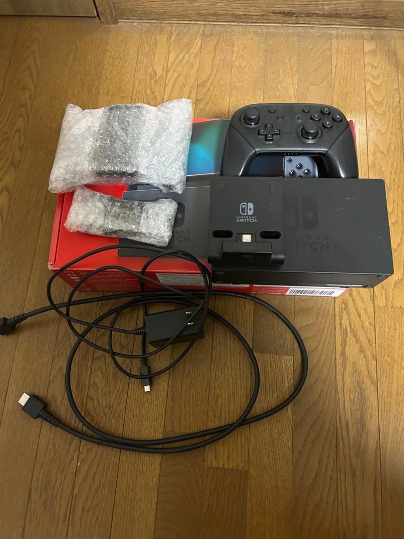Nintendo Switch 本体 +プロコン+128GB SSD付き