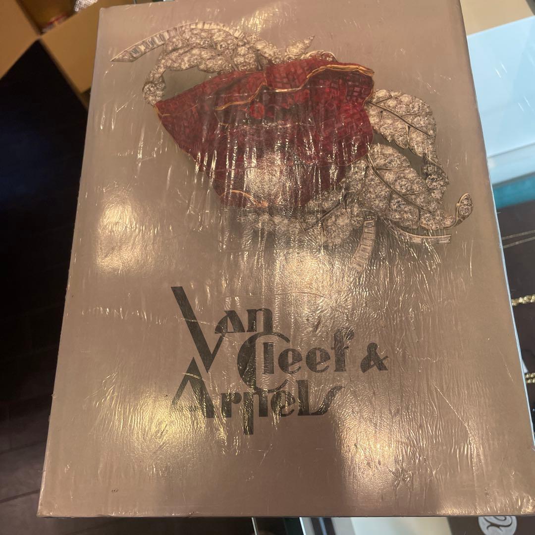 Van Cleef & Arpels アートブック