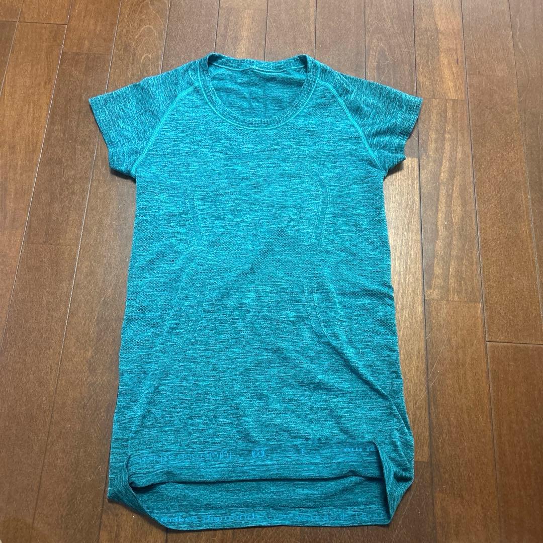 ルルレモン4 半袖Tシャツ 2枚セット