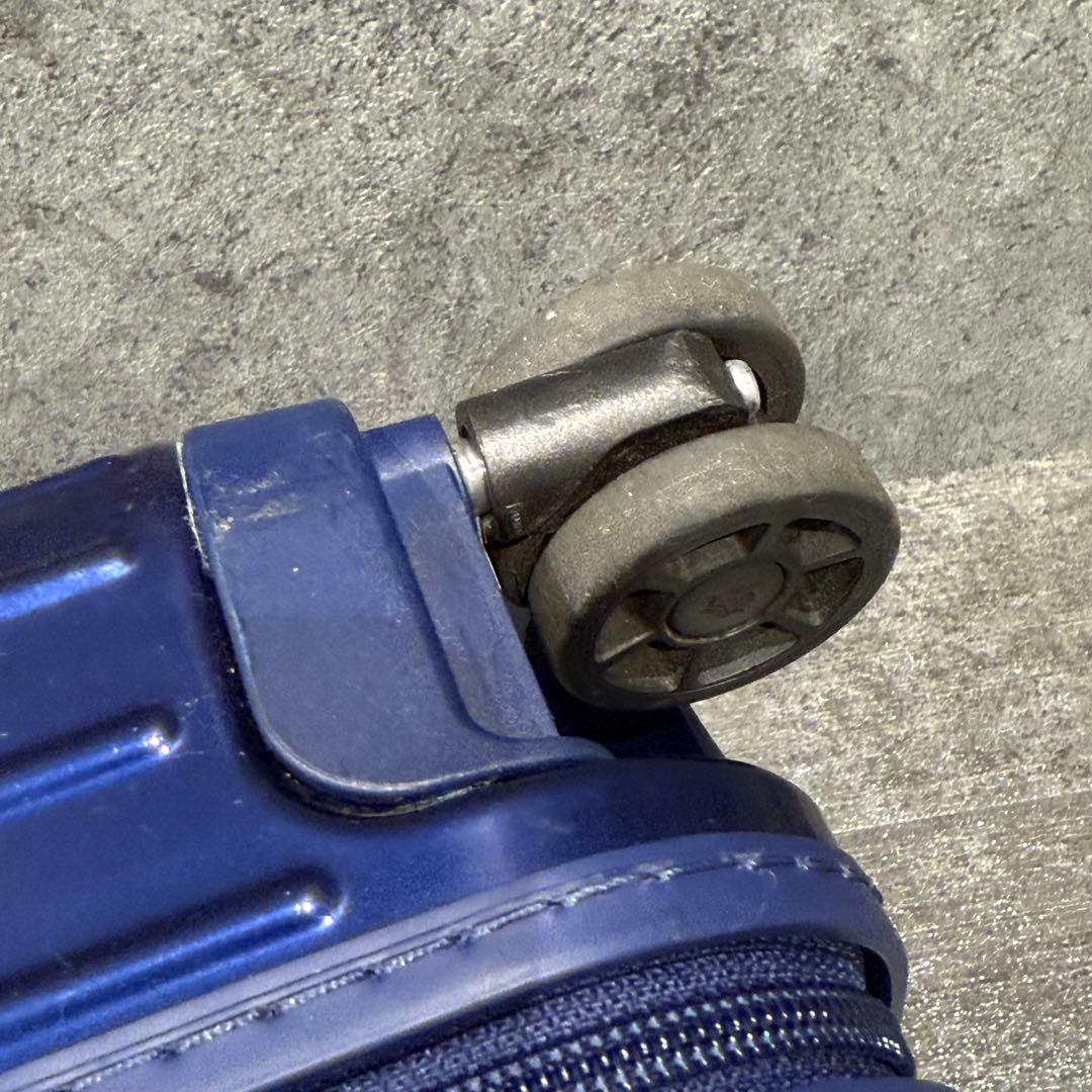 RIMOWA エッセンシャル キャビン S 中古