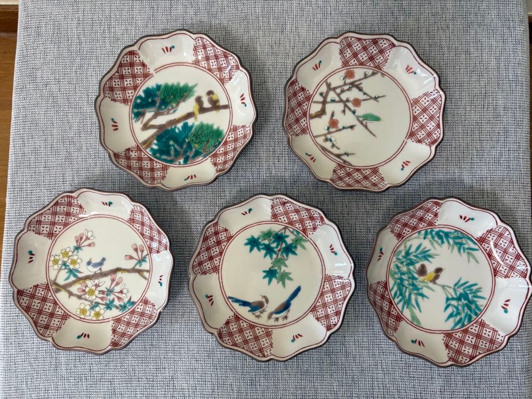 未使用　九谷焼 花と鳥のデザイン皿セット