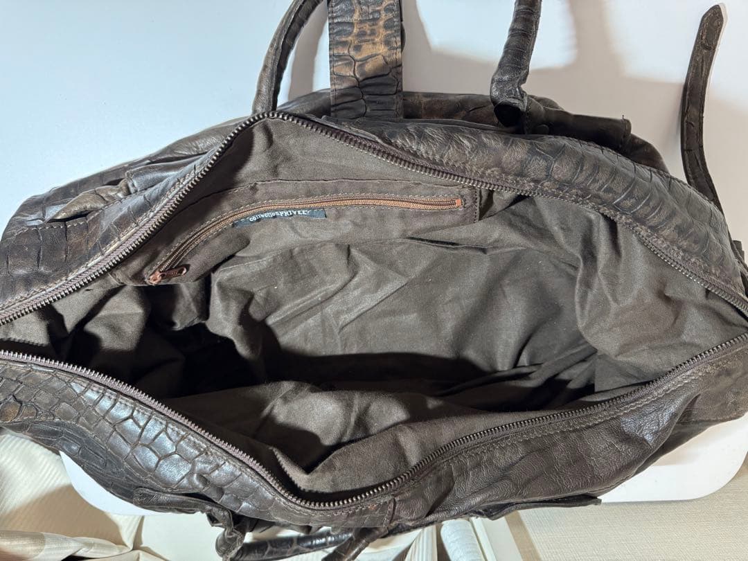 定価15万円collection Privee? イタリアンレザーボストンバッグ