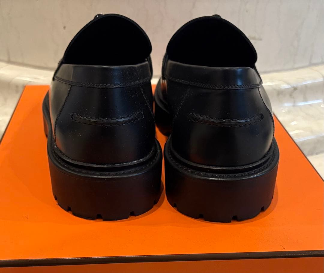 HERMES モカシン(アイコン)ブラック