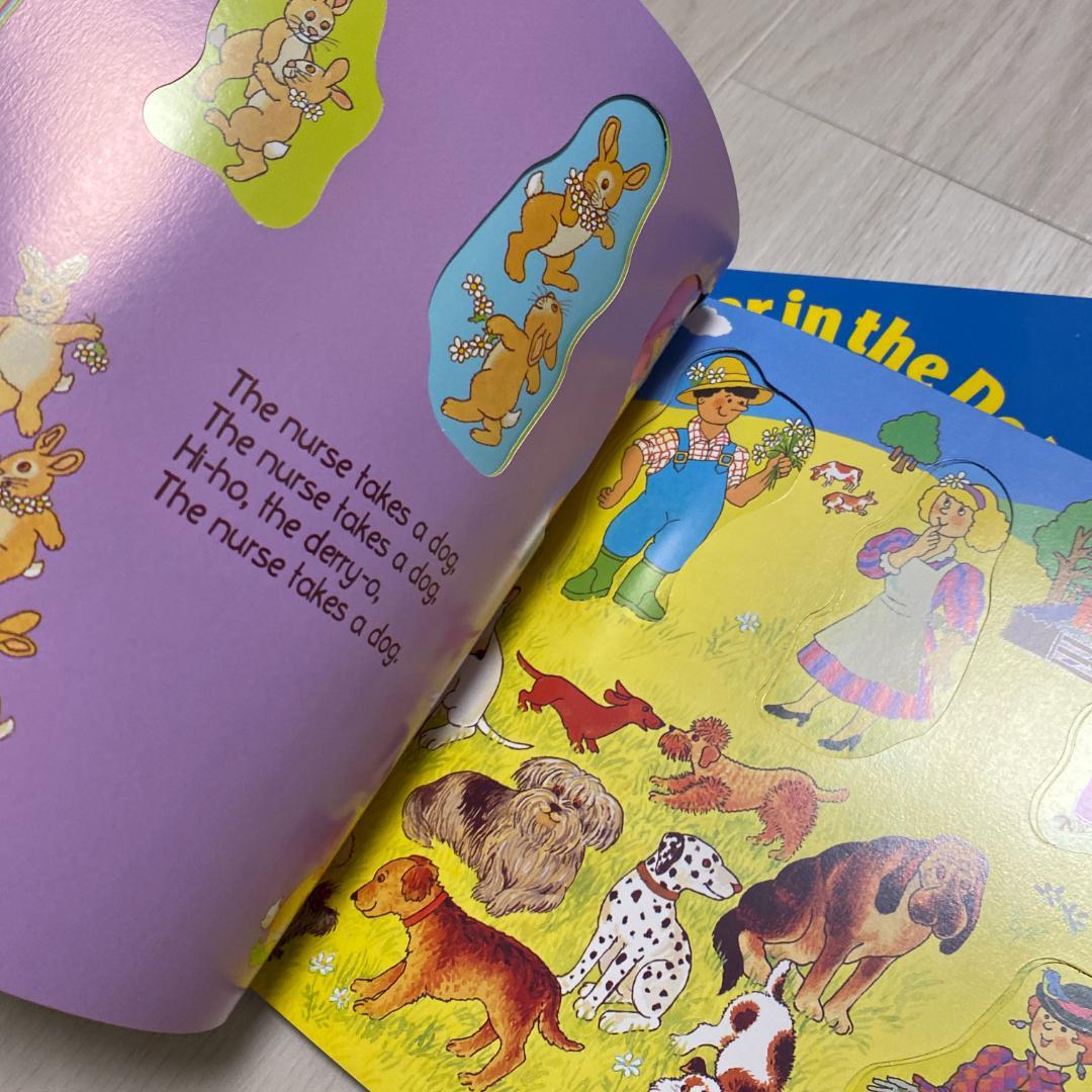 511 The Farmer in the Dell 穴開き仕掛け音声絵本