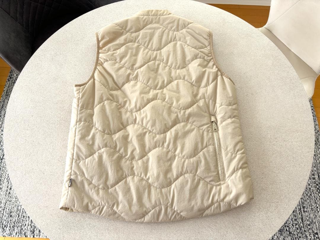 WOOLRICHウールリッチ　高機能ダウンベスト　プリマロフト　S　ベージュ