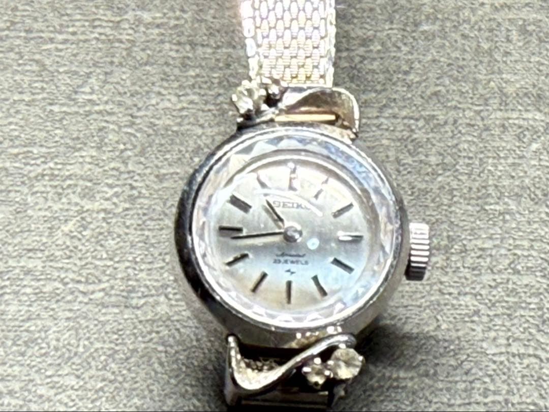 ヴィンテージ SEIKOレディース腕時計 14k WG 23石 手巻式 可動品